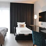 - The Niu Star By Ihg Hotel 3*