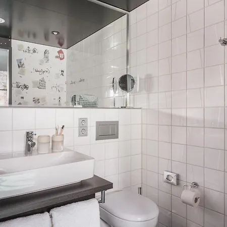 Hotel - The Niu Star By Ihg