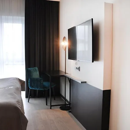 - The Niu Star By Ihg Sindelfingen