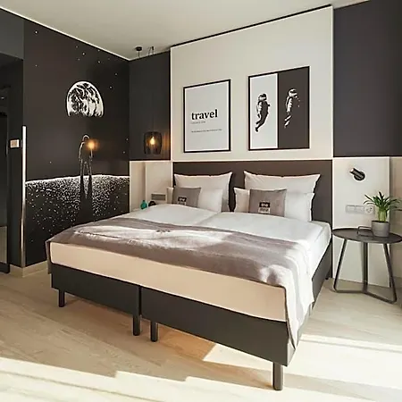 - The Niu Star By Ihg Hotel